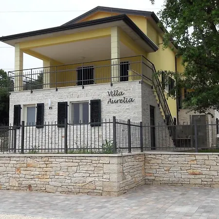 Aurelia Haus1 In Mit Garten Дом отдыха Пореч