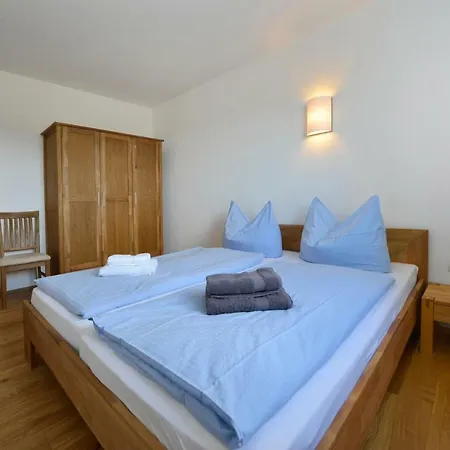 Aurelia Haus1 In Mit Garten Пореч
